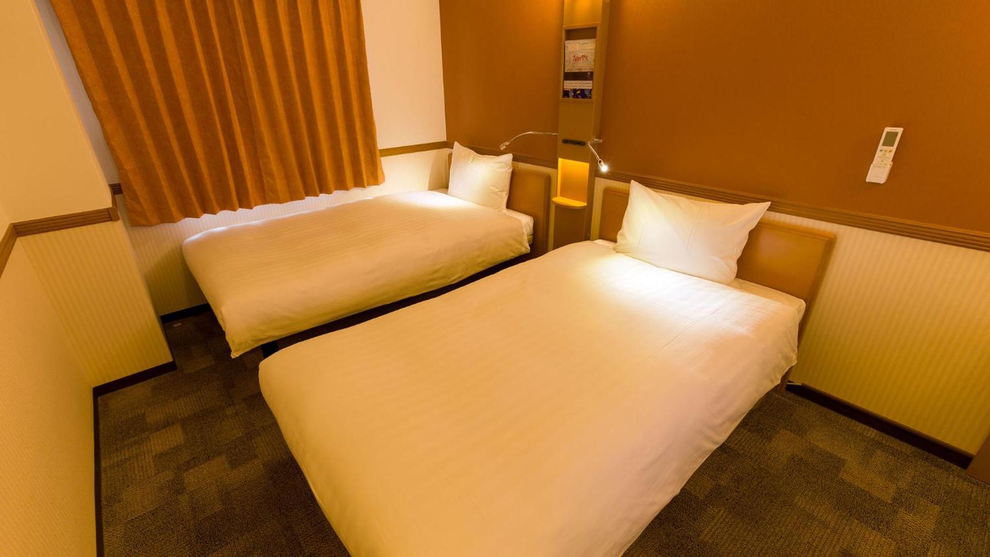 Toyoko Inn Yokohama Sakuragicho Номер фото