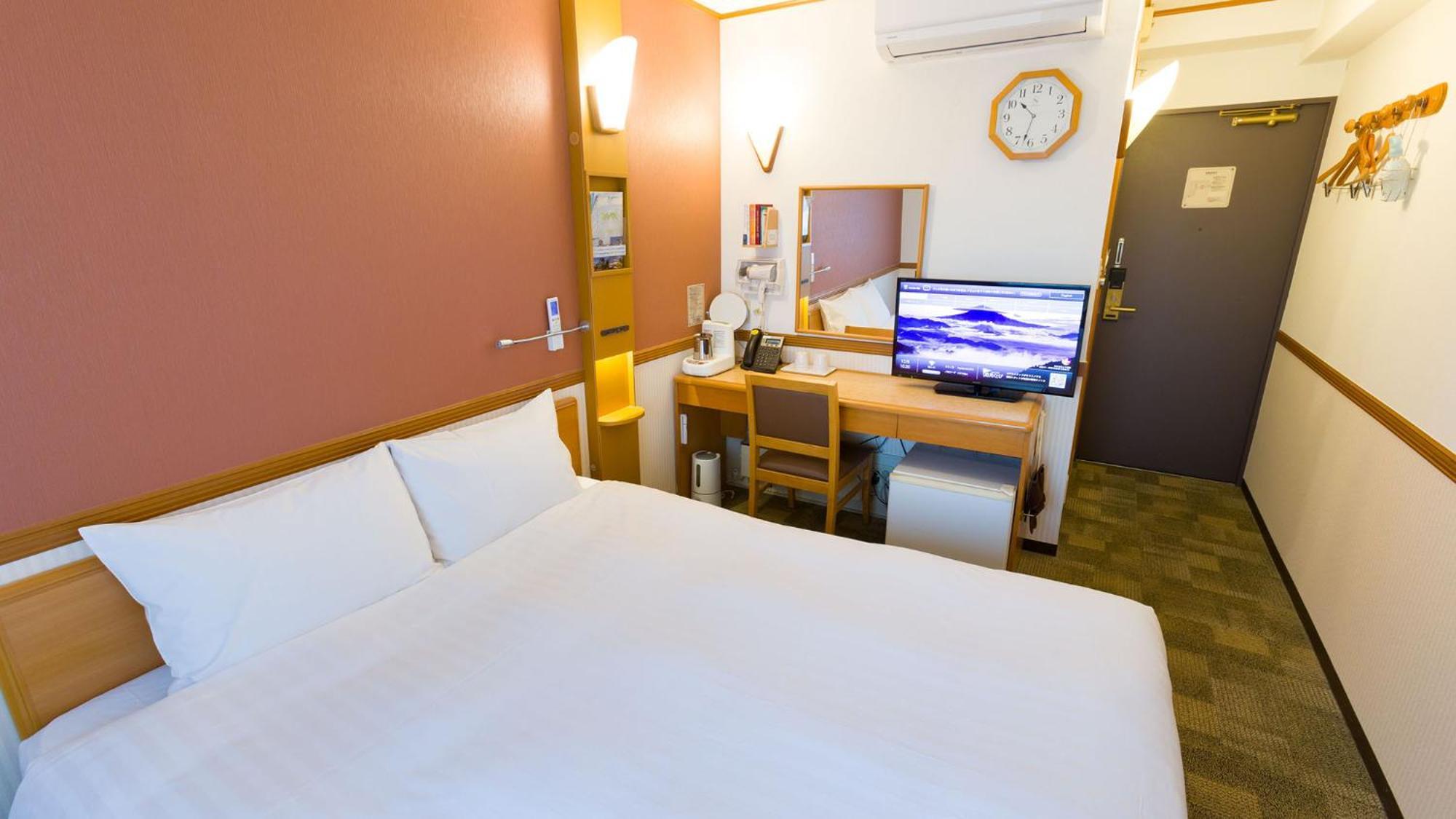 Toyoko Inn Yokohama Sakuragicho Номер фото
