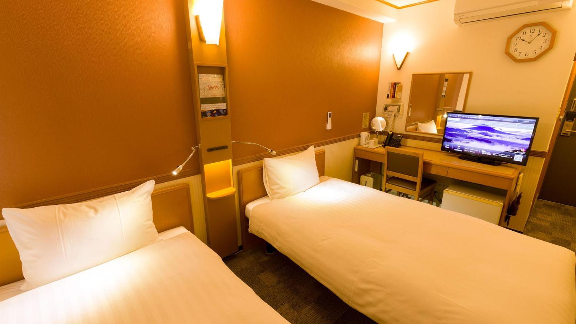 Toyoko Inn Yokohama Sakuragicho Номер фото