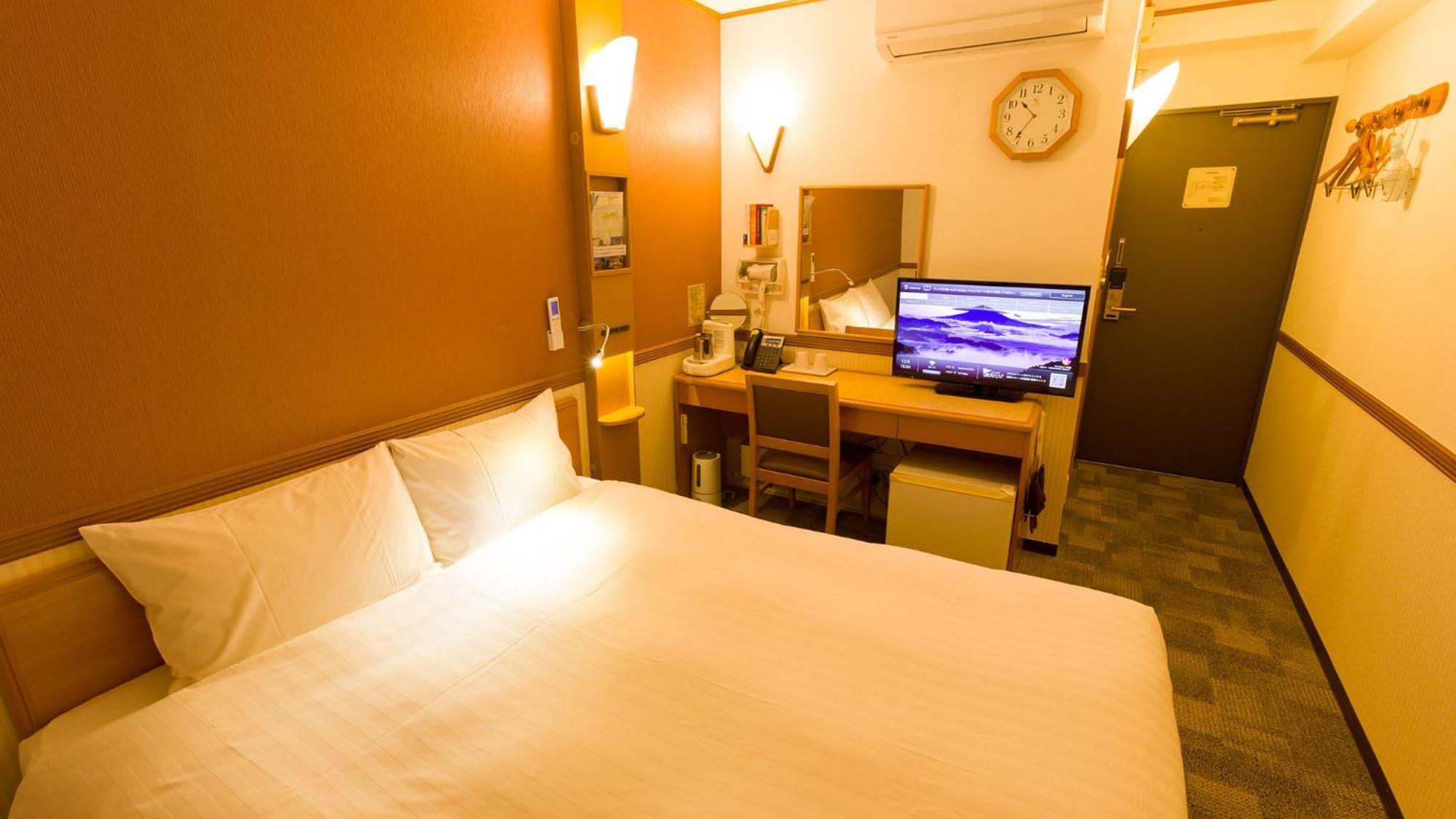 Toyoko Inn Yokohama Sakuragicho Номер фото
